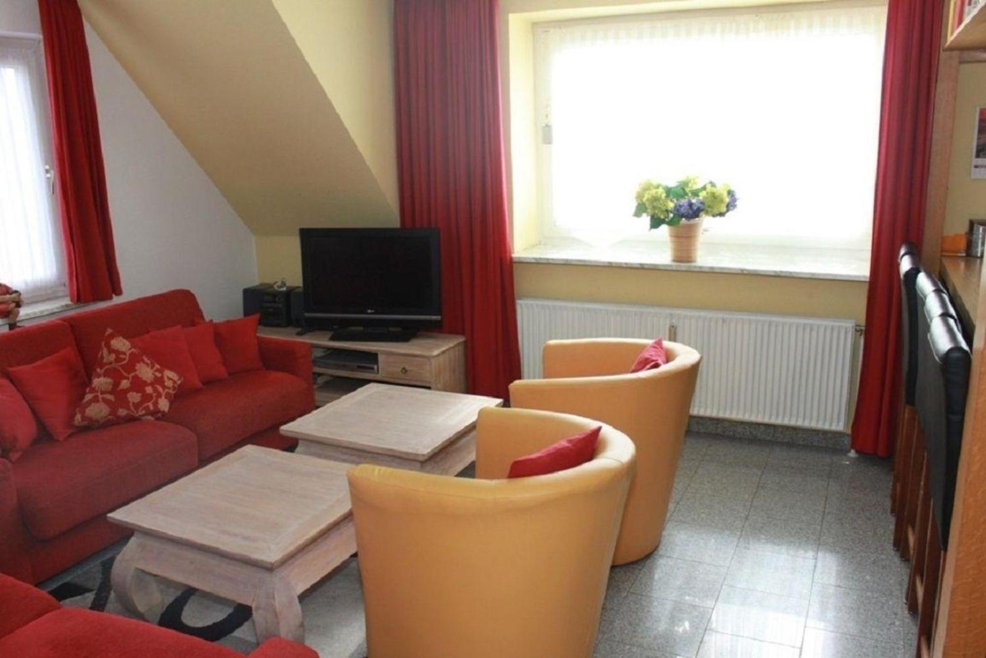 Mit 2 Schlafzimmer Und 1 Schlafsofa Apartment *