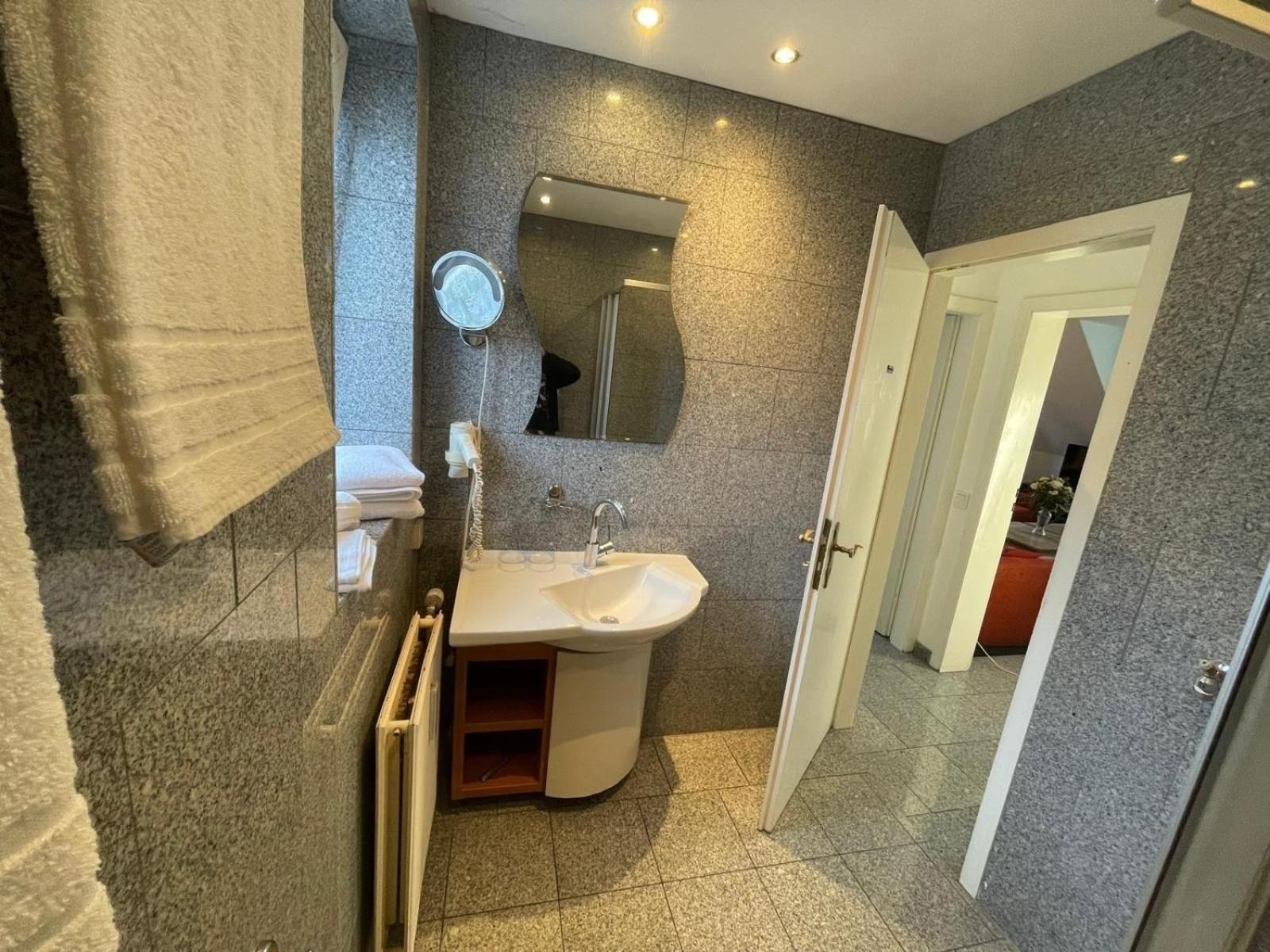 Apartment Mit 2 Schlafzimmer Und 1 Schlafsofa